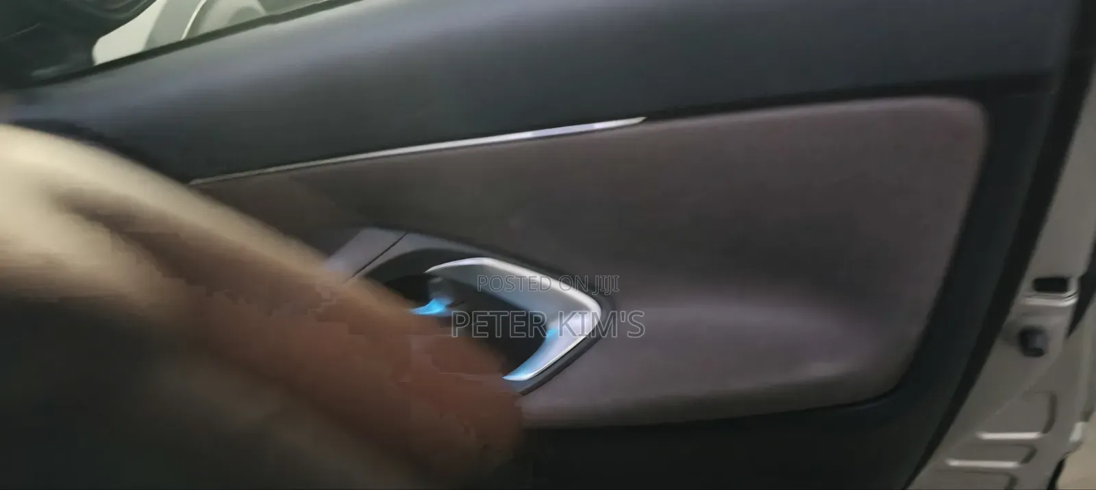 Toyota Yaris 2019 Silver