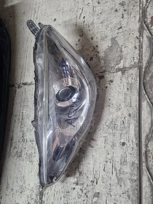 Toyota Aqua Headlight
