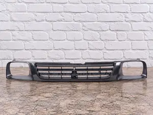 Front Grille Mitsubishi L200 Strada Pickup 1996/1997/1999 Mat Black