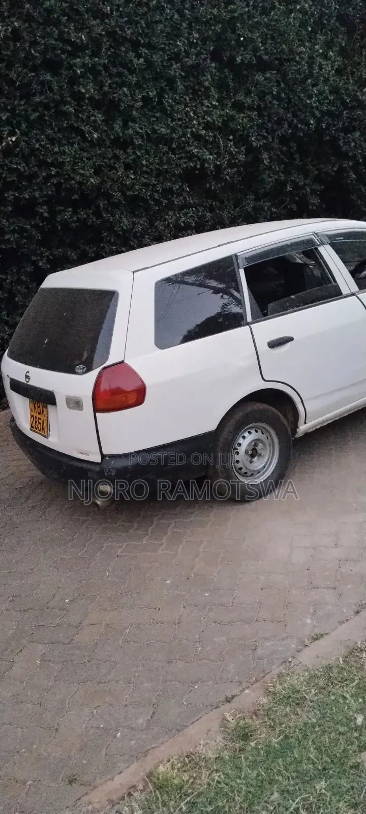 Nissan Advan 2006 White