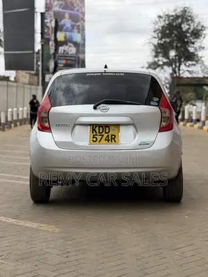 Nissan Note 2014 Silver