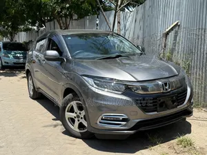 Honda Vezel 2018 Gray