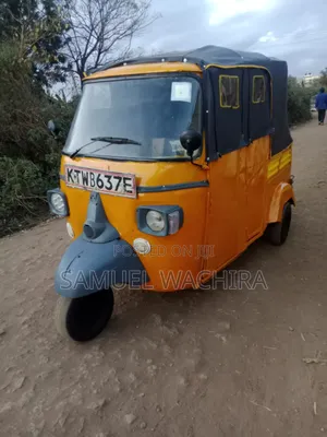 Piaggio Scooter 2016 Yellow