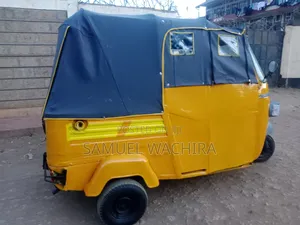 Piaggio Scooter 2016 Yellow