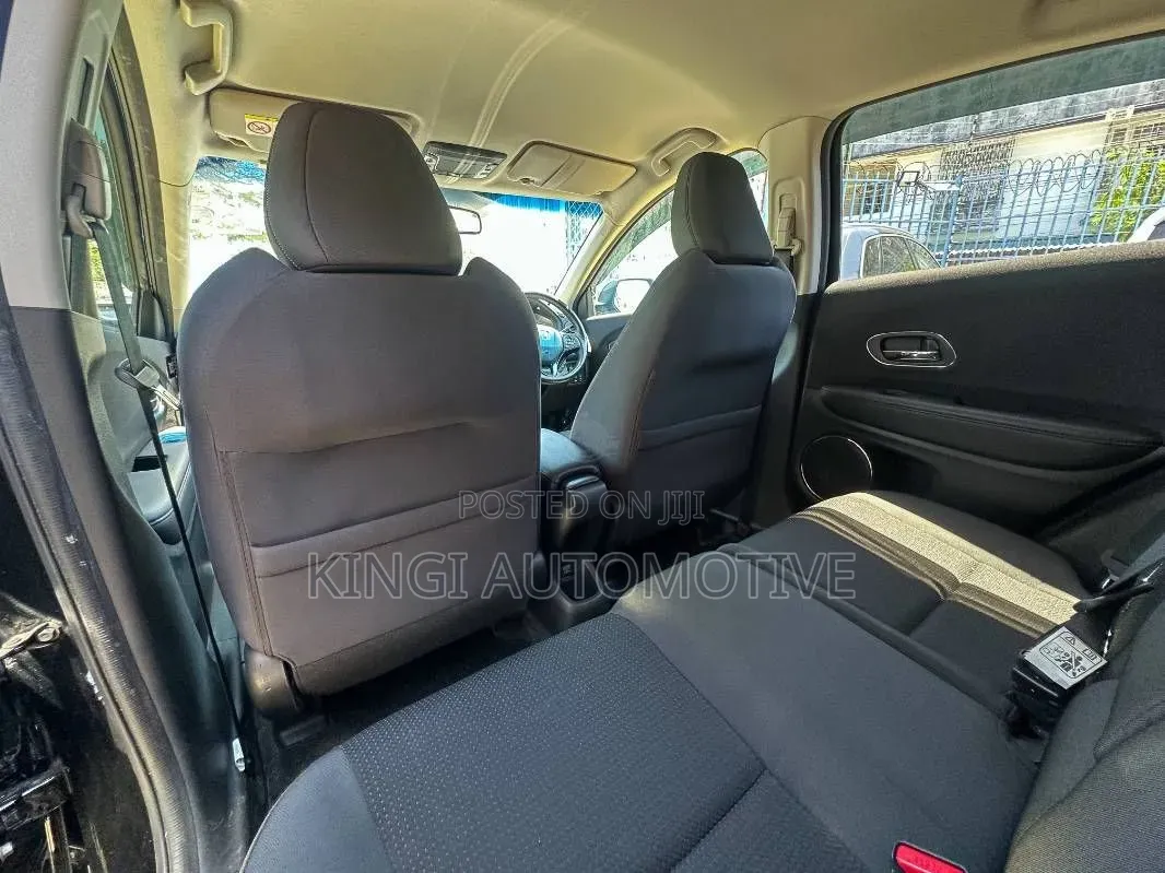 Honda Vezel 2018 Gray
