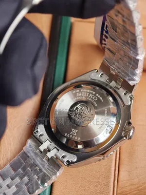 Automatic Seiko Special Edition. 200M Waterproof. We Offer Delivery!