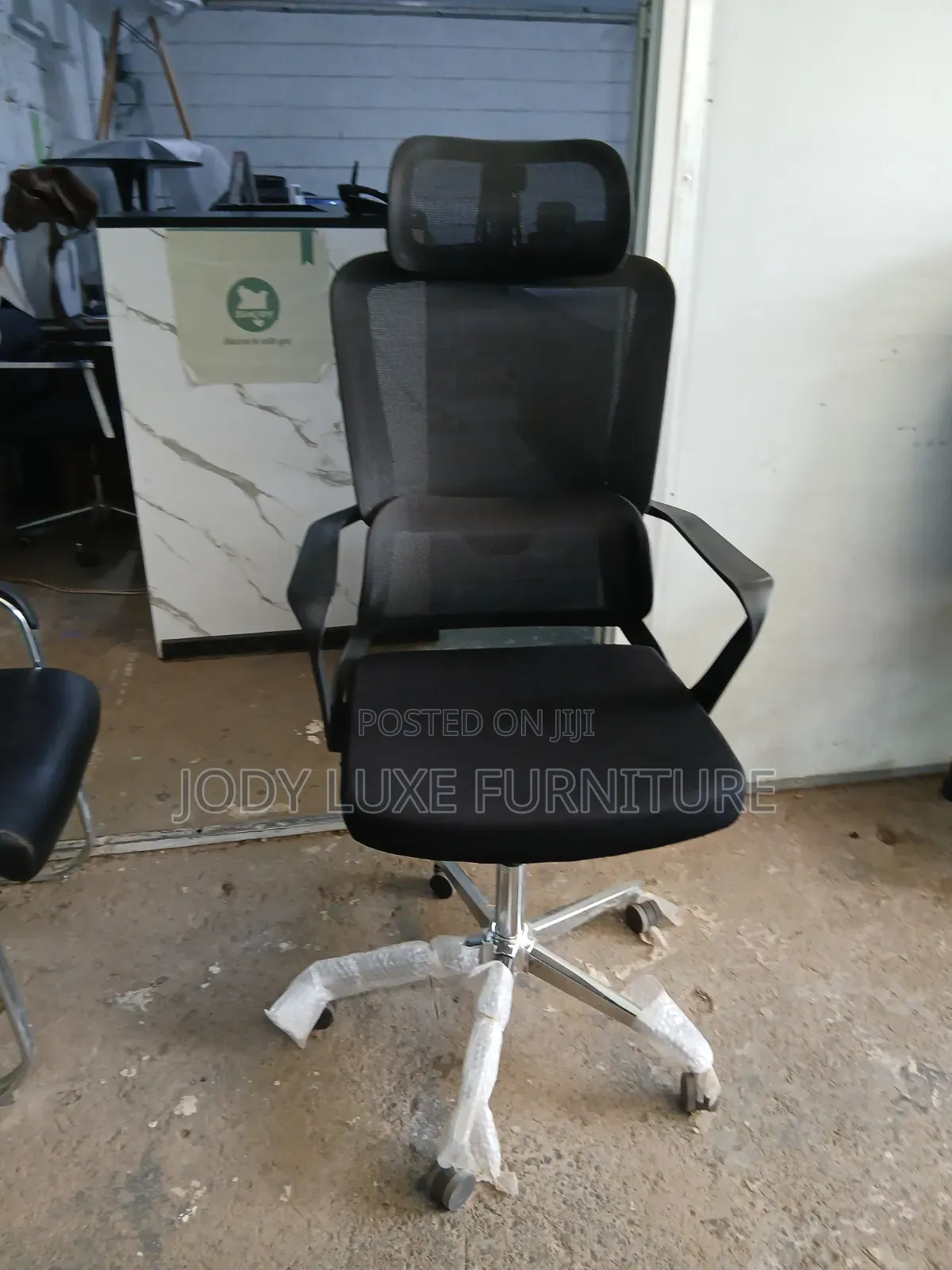 Ergonomic Office Chair With Headrest