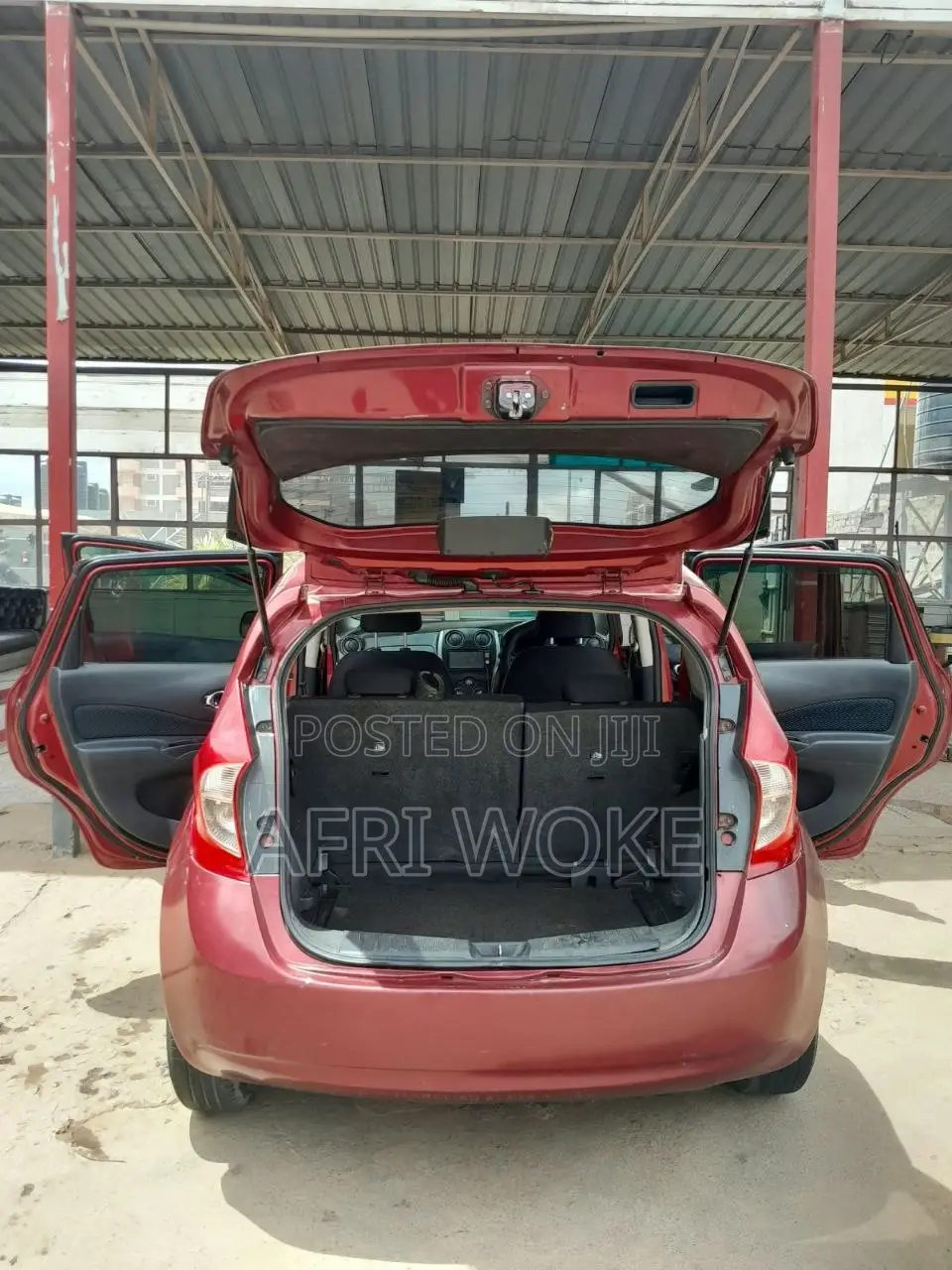Nissan Note 2012 Maroon