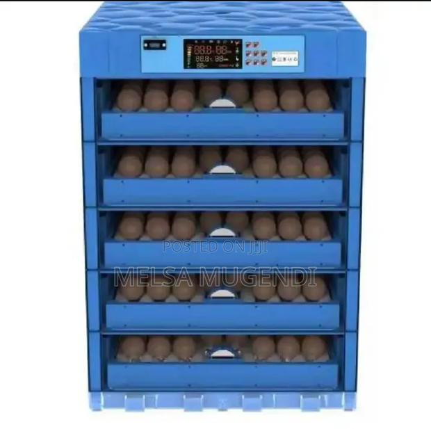 Automatic 256 Eggs Incubator Machine AC/DC - thumbnail 2