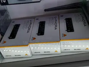 BEHRINGER U-Phoria UMC202HD 2-Channel
