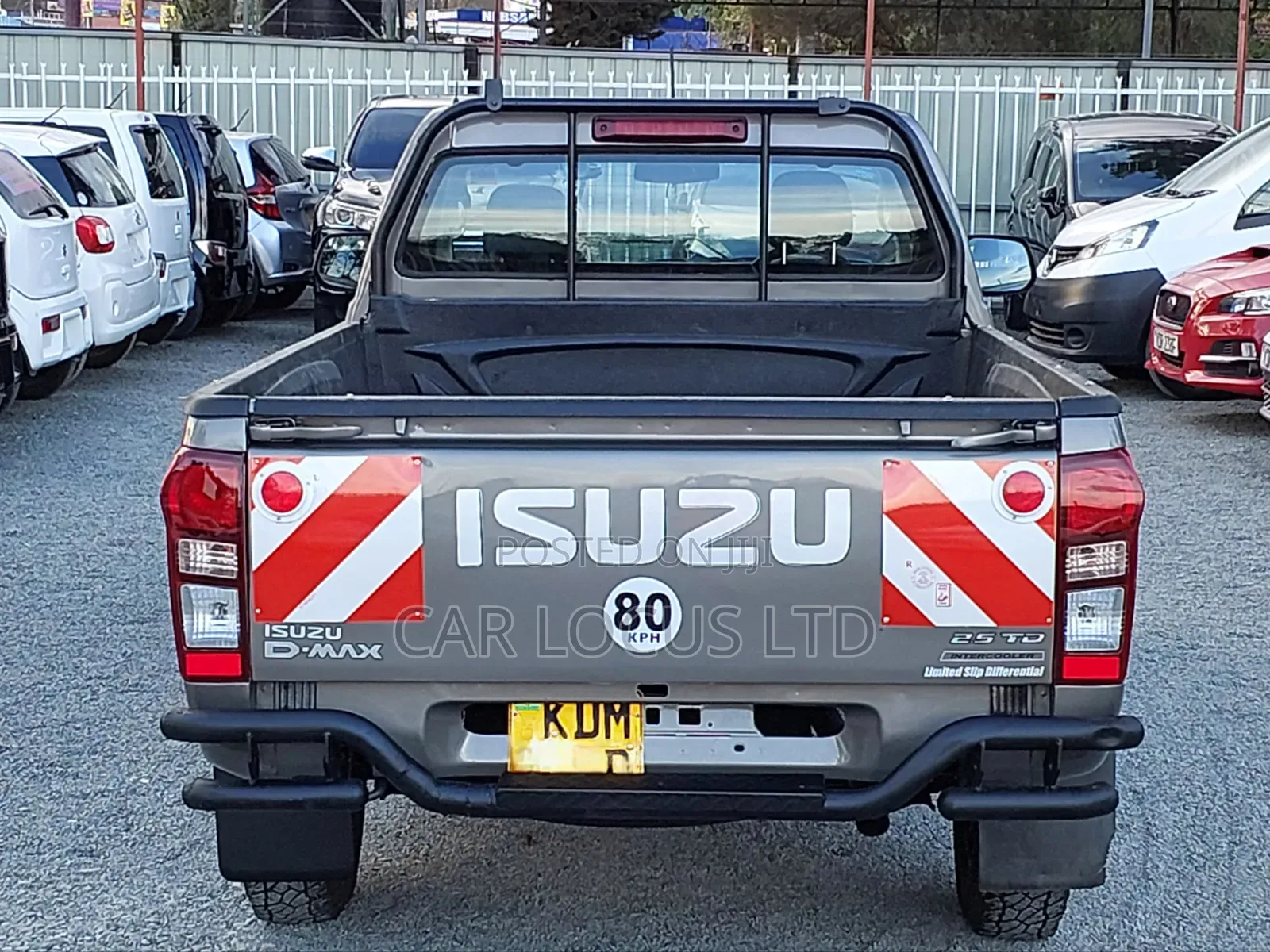 Isuzu D-MAX 2023 Gray