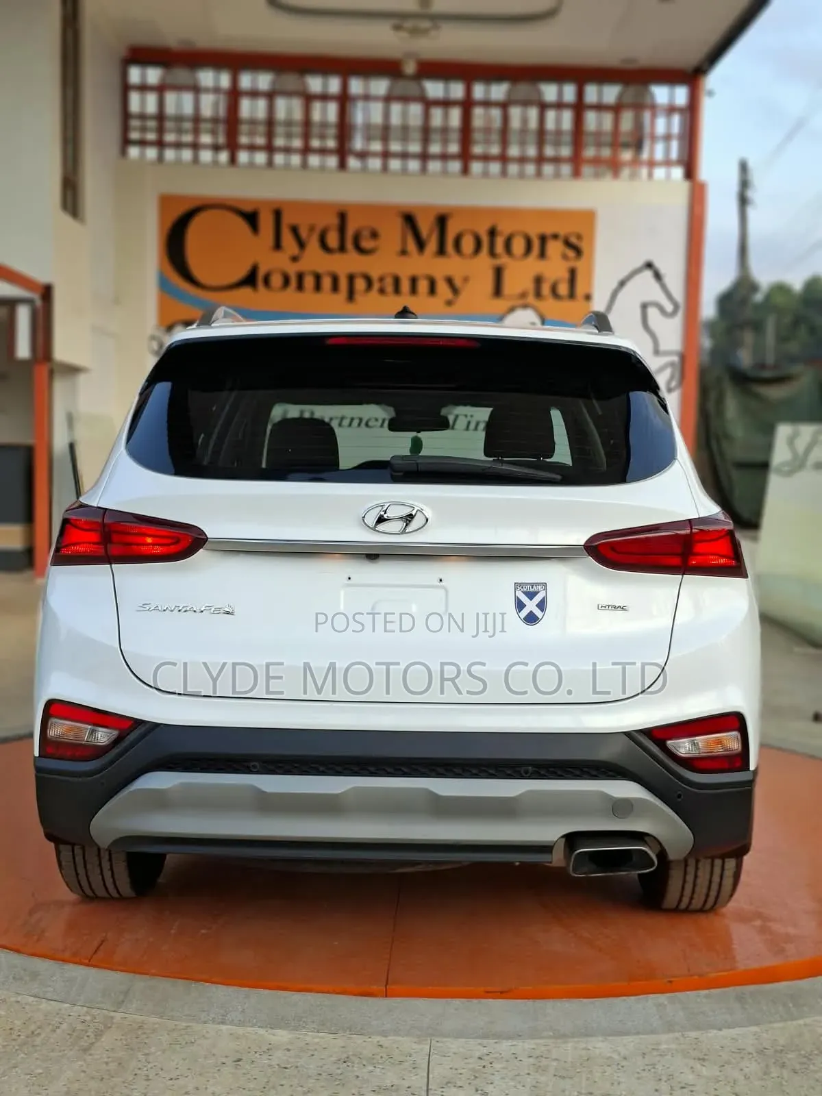 Hyundai Santa Fe 2019 White