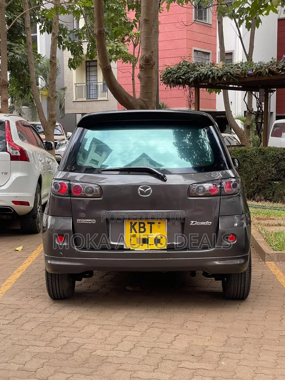 Mazda Demio 2006 Brown