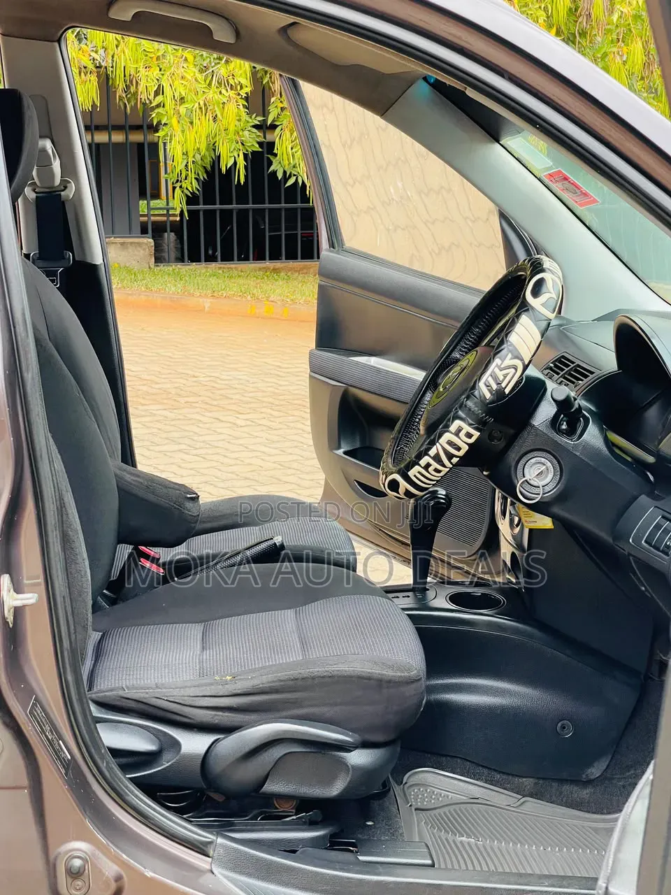 Mazda Demio 2006 Brown