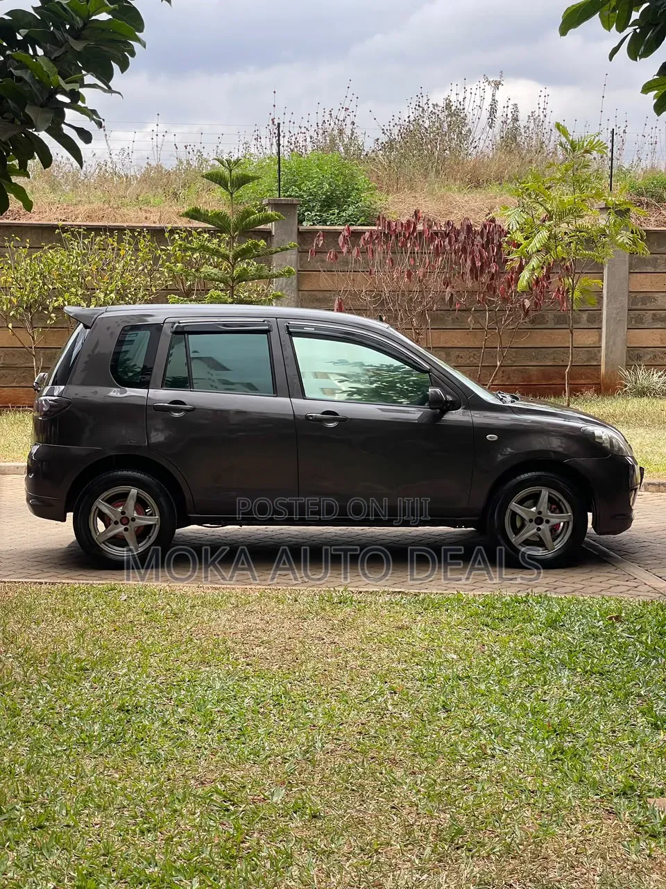 Mazda Demio 2006 Brown