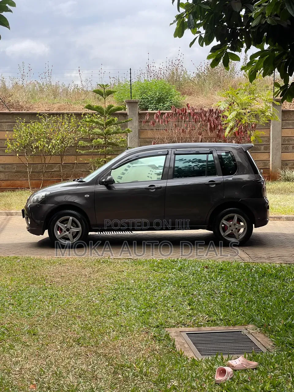 Mazda Demio 2006 Brown