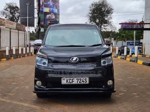 Toyota Voxy V 2WD 8-Seater 2008 Black