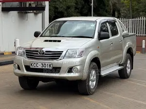 Toyota Hilux 2008 Silver