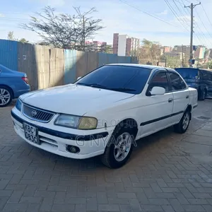 Nissan FB15 2001 White