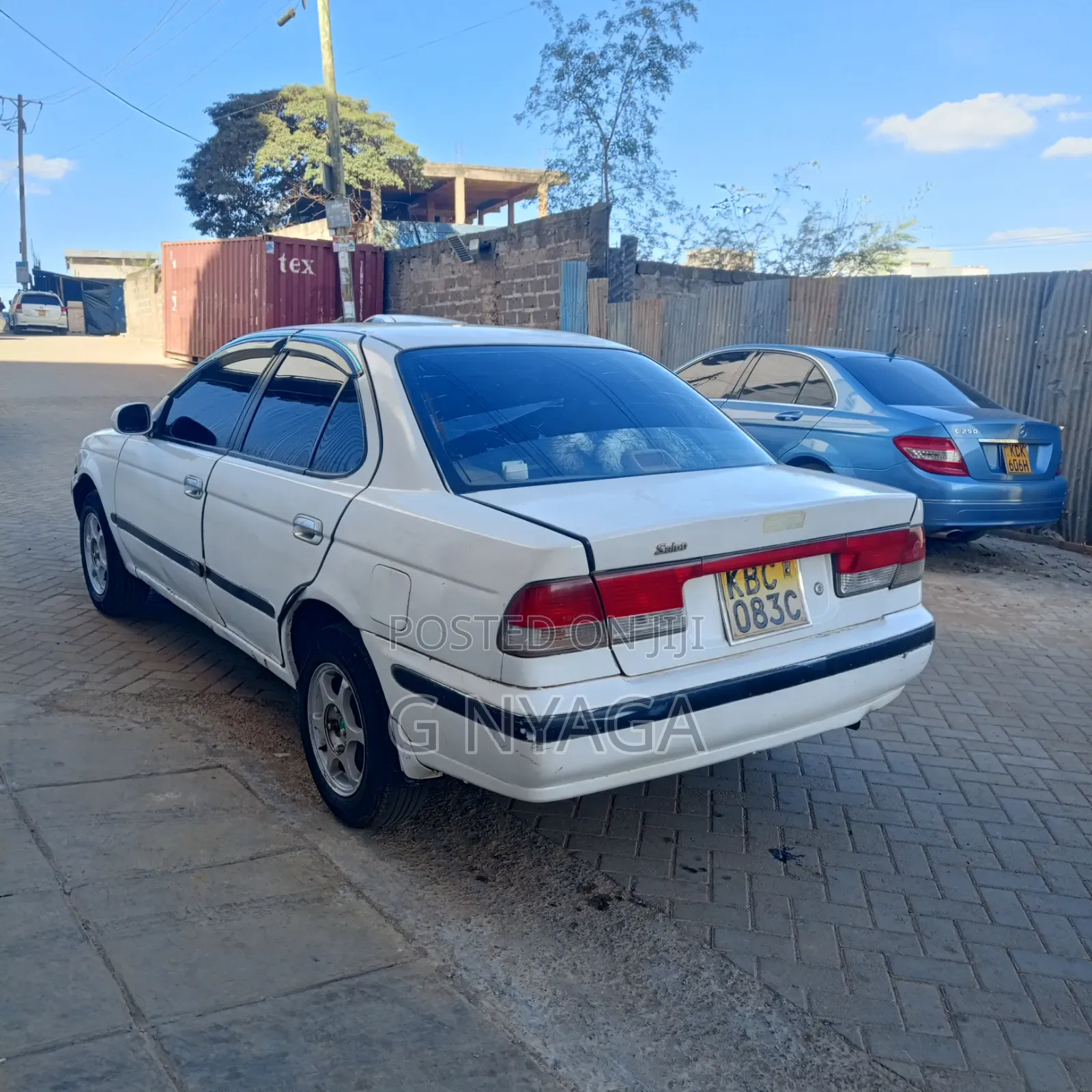 Nissan FB15 2001 White
