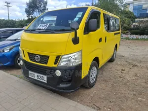 Nissan Caravan (Urvan) 2014 Yellow