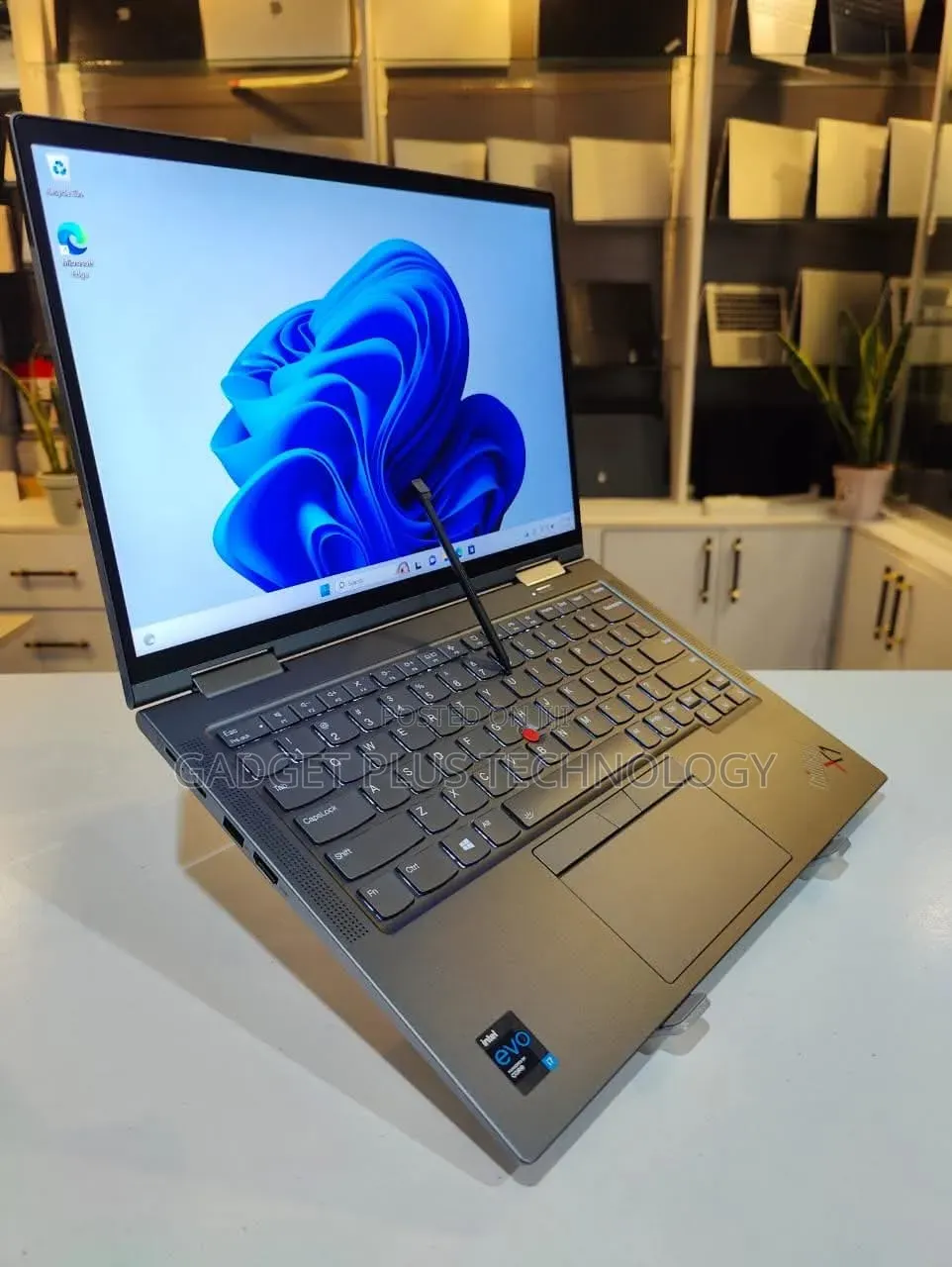Laptop Lenovo ThinkPad X1 Yoga 32GB Intel Core i7 SSD 512GB