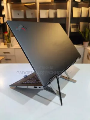 Laptop Lenovo ThinkPad X1 Yoga 32GB Intel Core i7 SSD 512GB