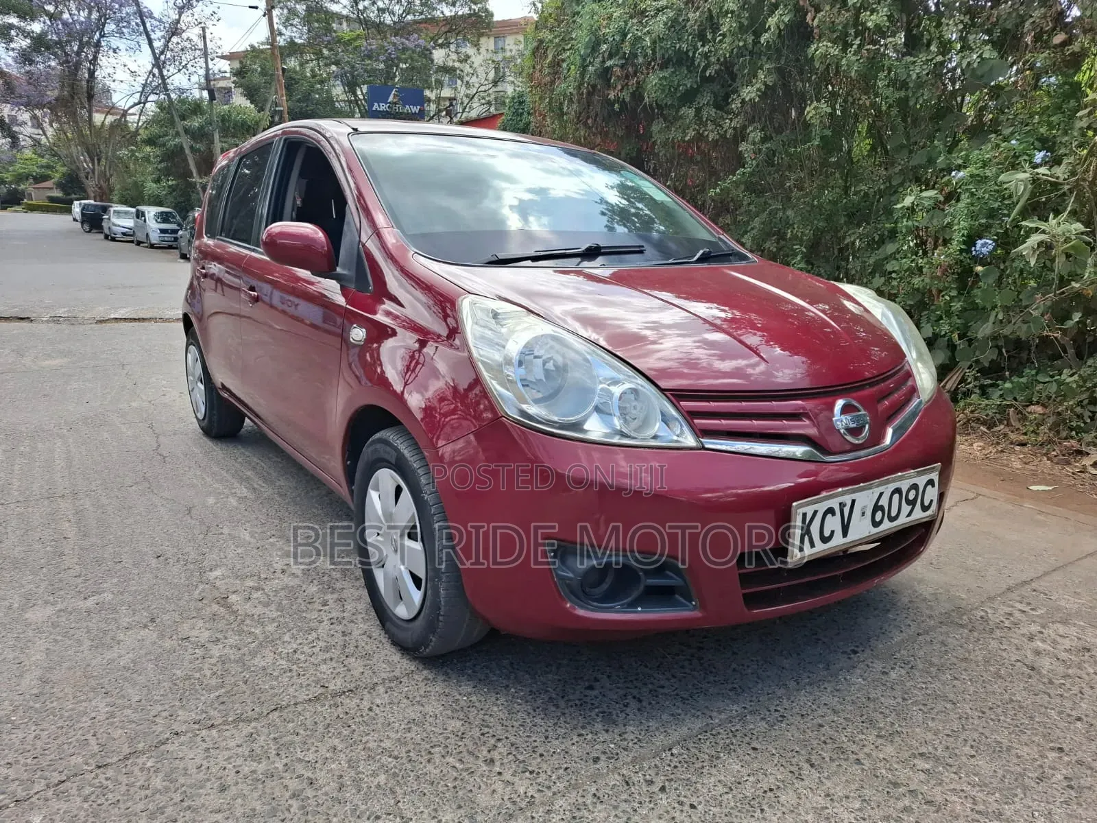 Nissan Note 1.4 2012 Red