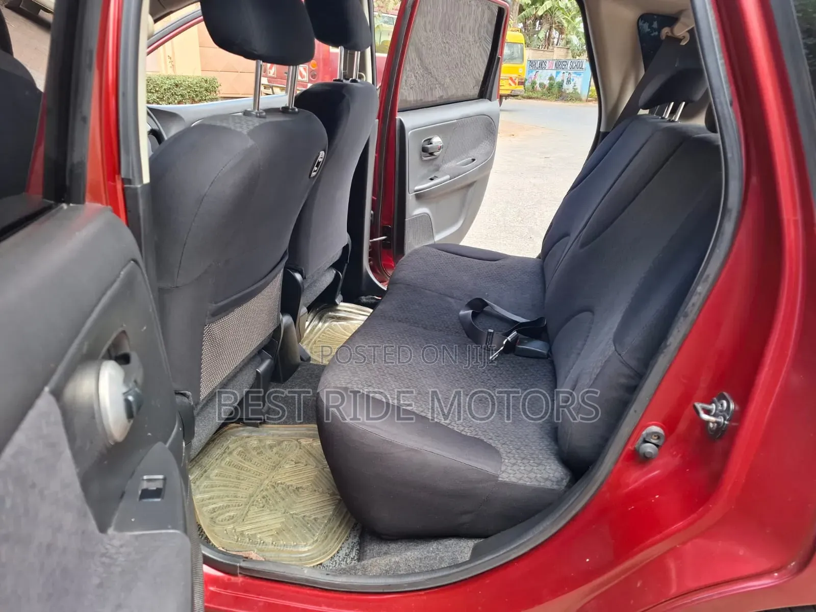 Nissan Note 1.4 2012 Red