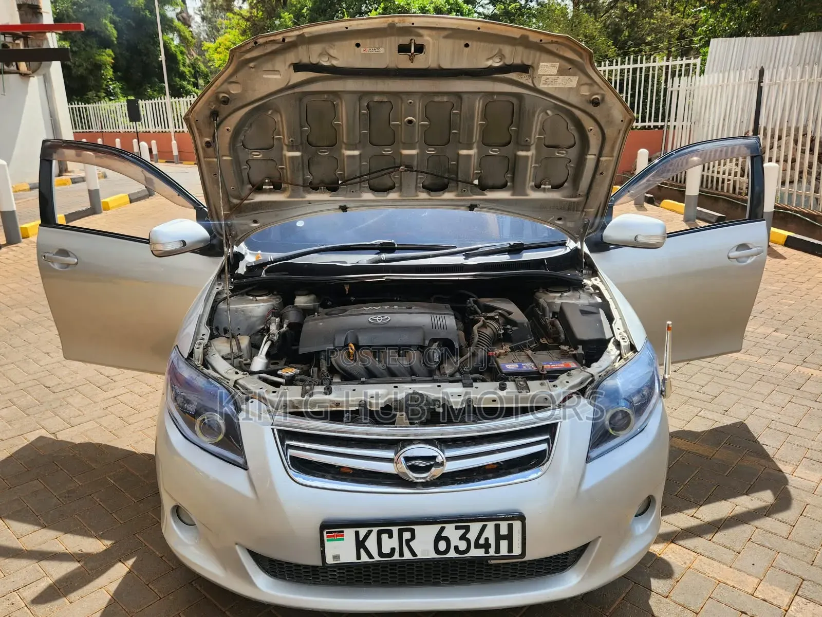 Toyota Corolla Fielder 2011 Silver