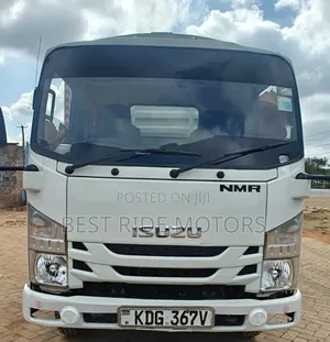 Isuzu NMR Local 2021 White