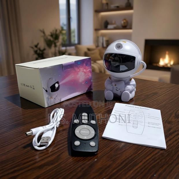 Decorative Astronaut Galaxy Projector - thumbnail 2
