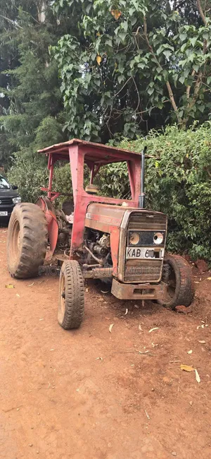 Tractor Massey Ferguson 240 KAB RED