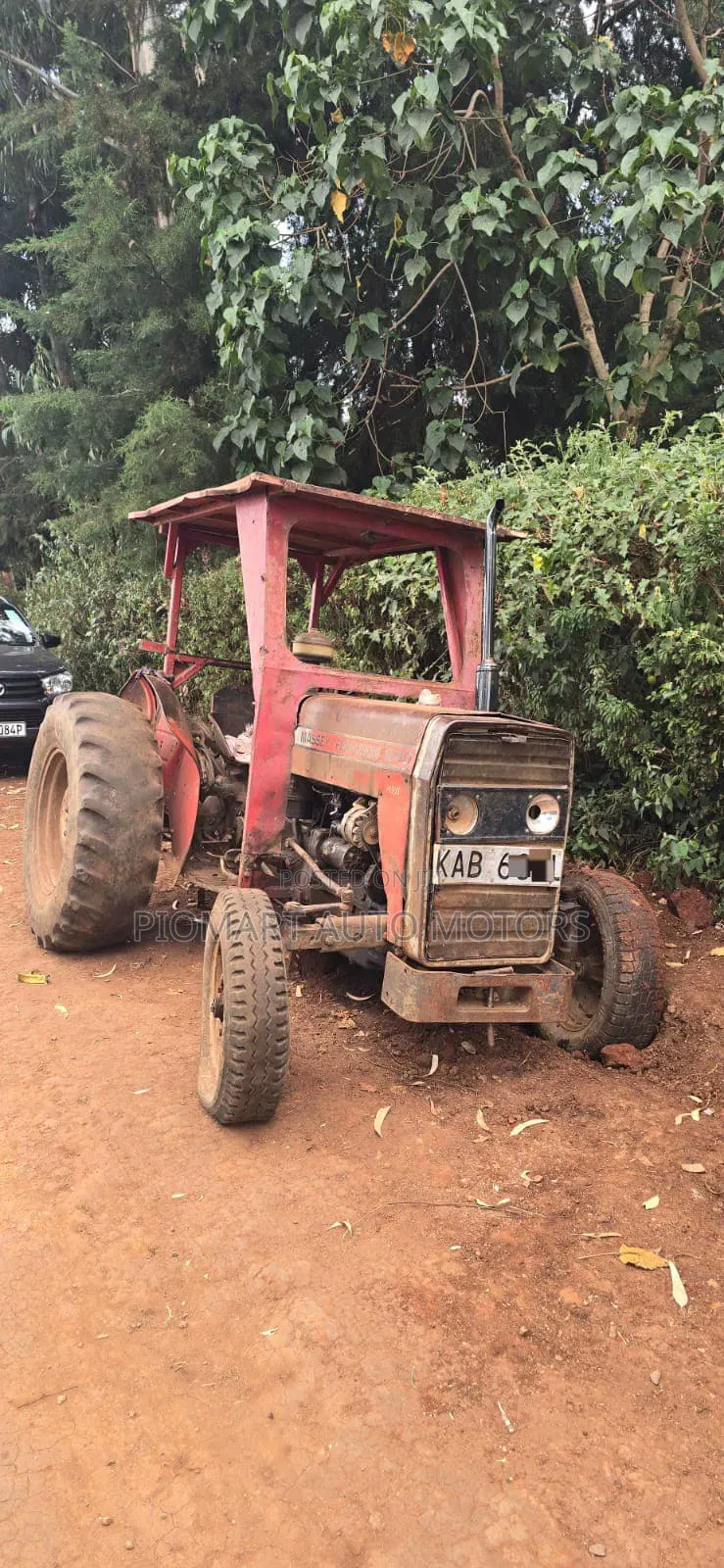 Tractor Massey Ferguson 240 KAB RED
