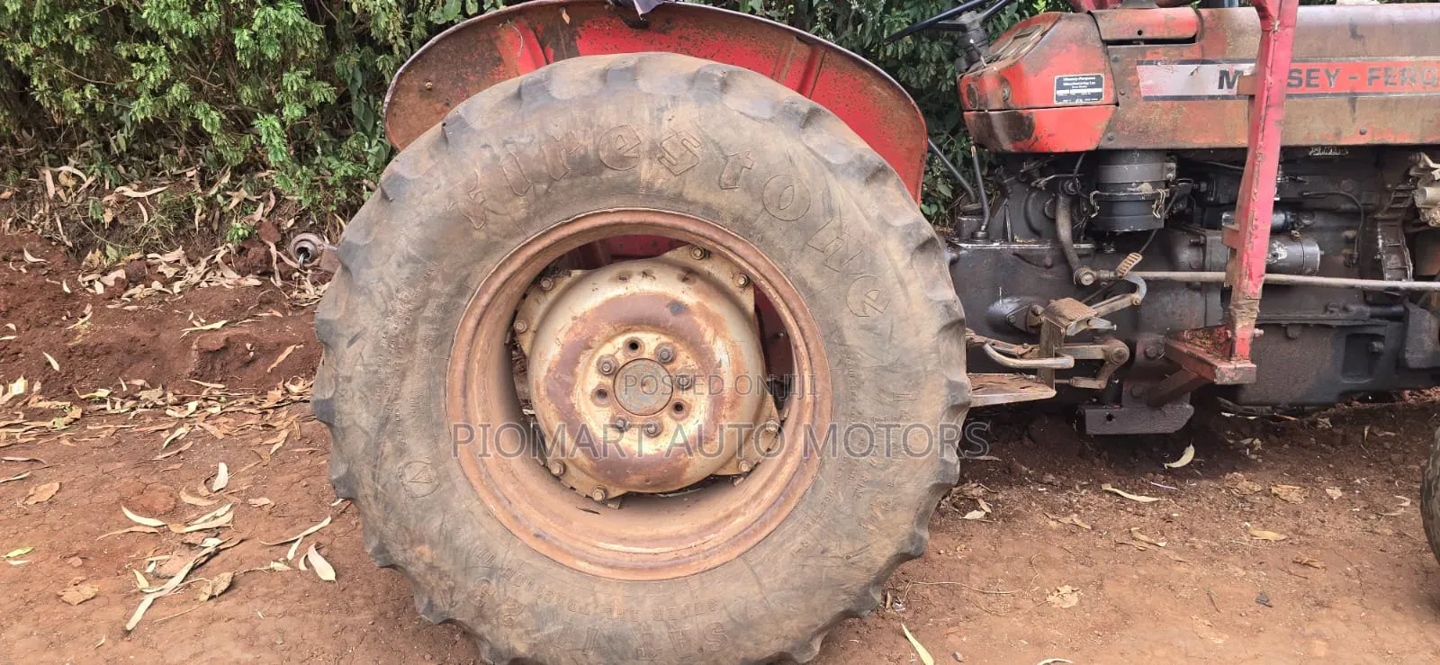 Tractor Massey Ferguson 240 KAB RED