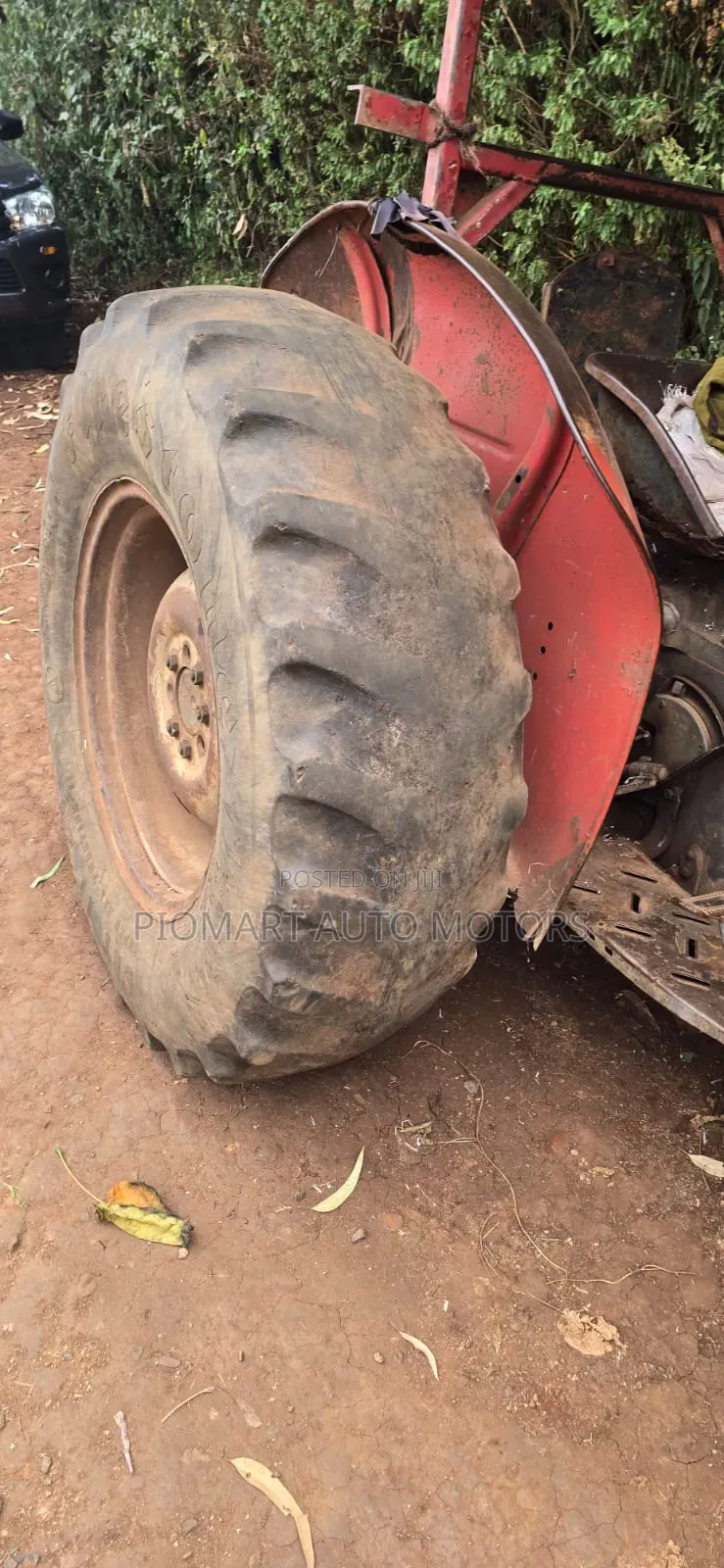 Tractor Massey Ferguson 240 KAB RED