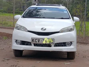 Toyota Wish 2012 White