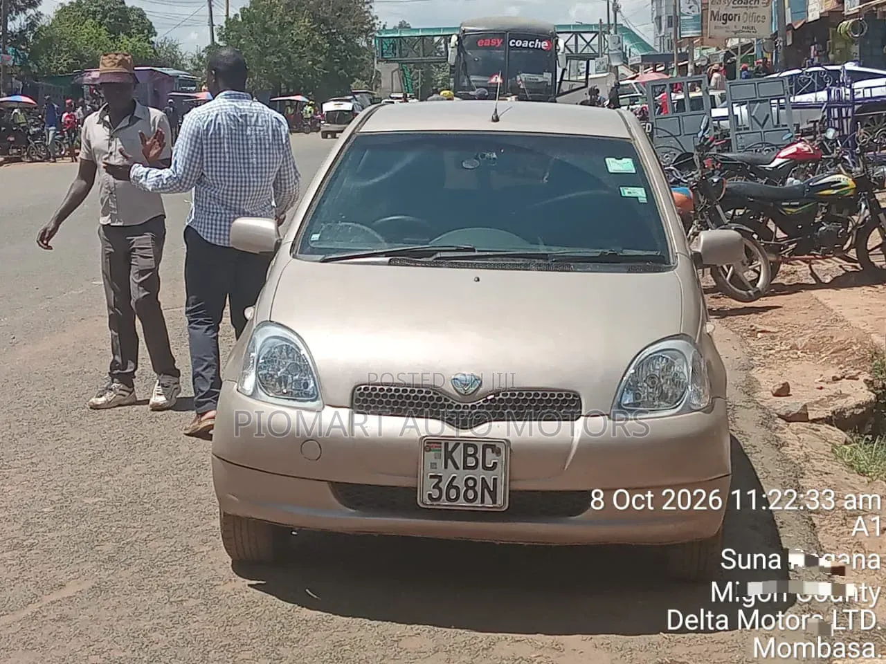 Toyota Vitz 2006 Gold