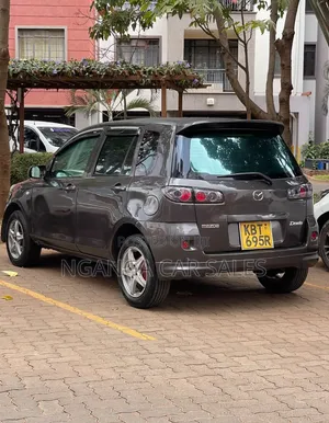 Mazda Demio 2006 Brown