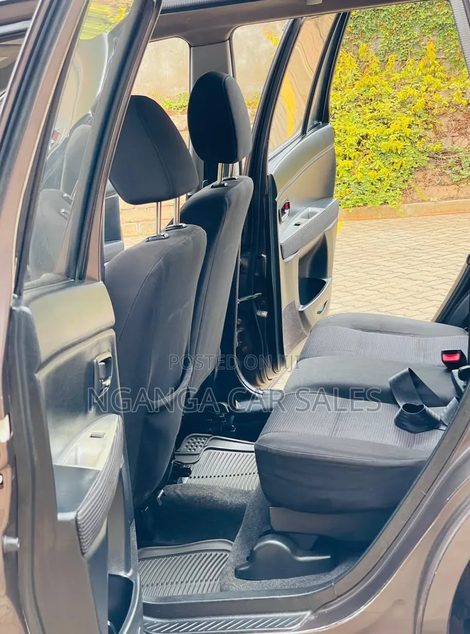 Mazda Demio 2006 Brown