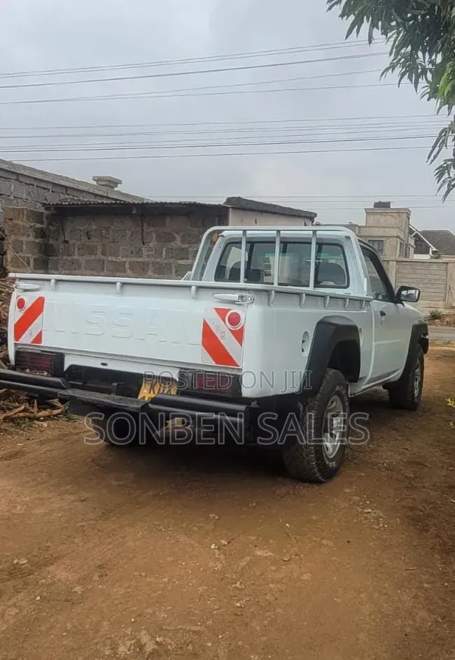 Nissan Patrol 2016 White