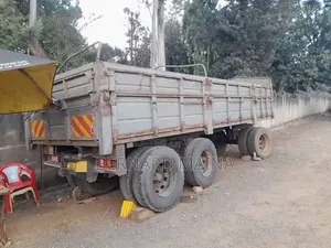 Trailer
Dump Trailer Tandem Axle