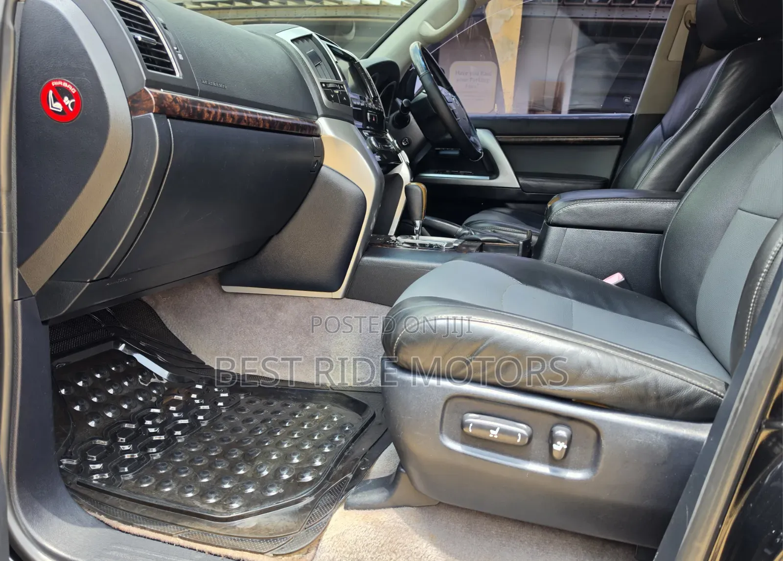 Toyota Land Cruiser 2012 Black