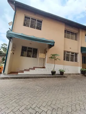 Commercial 4 Bedroom Town House for Rent in Kilimani