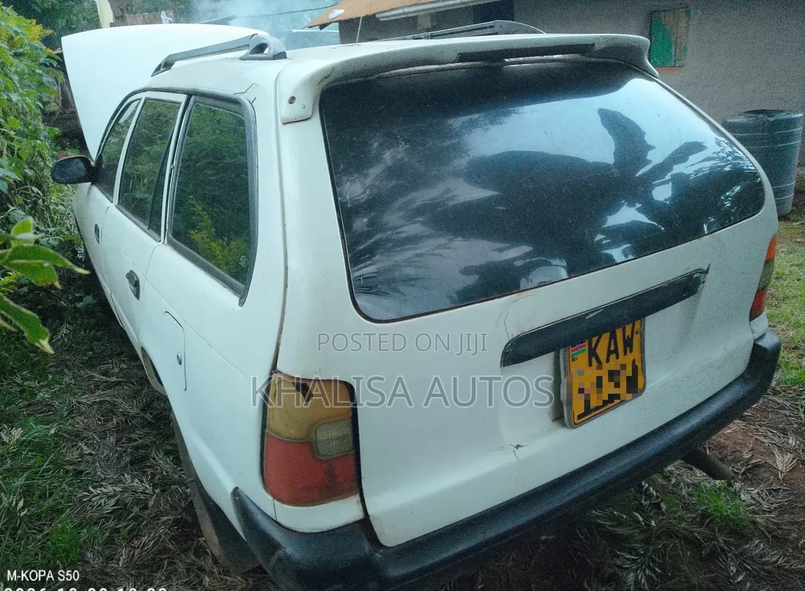 Toyota Corolla 2001 White