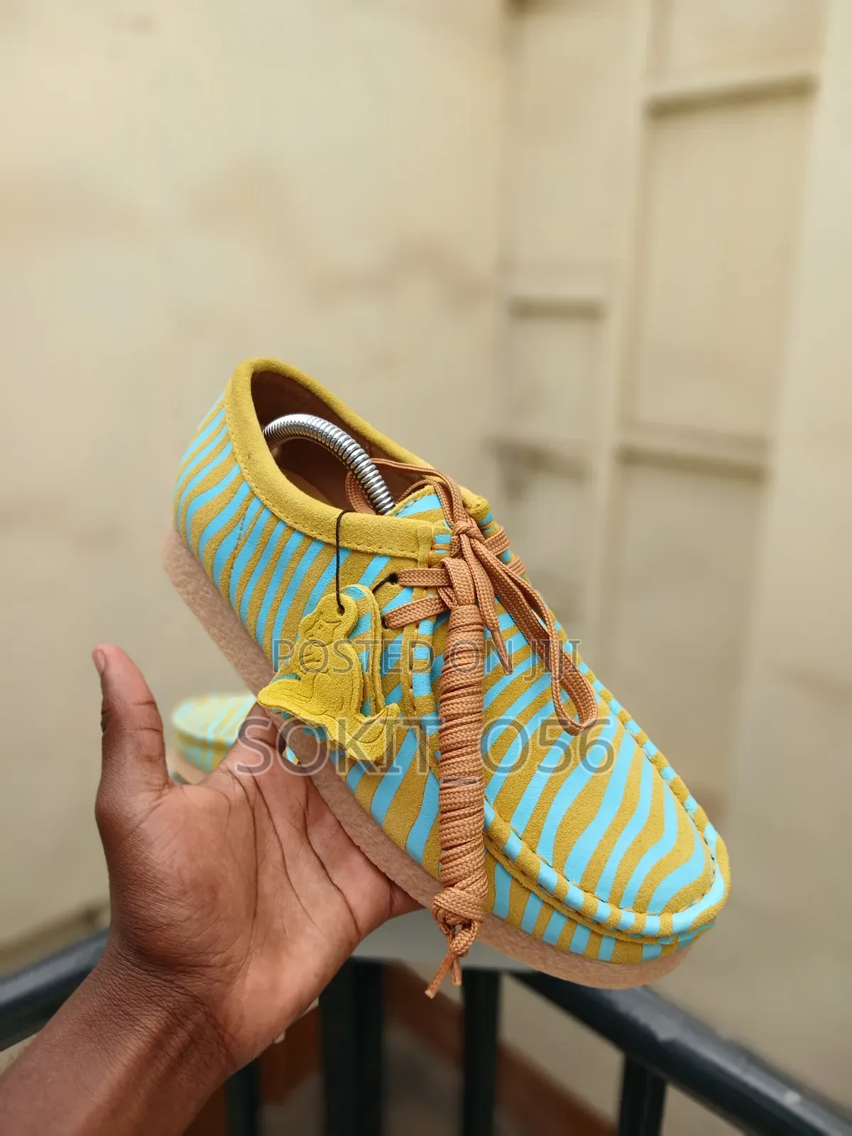 Clarks Originals "Custom".