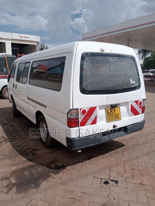 Mitsubishi L300 2006 White - thumbnail 5