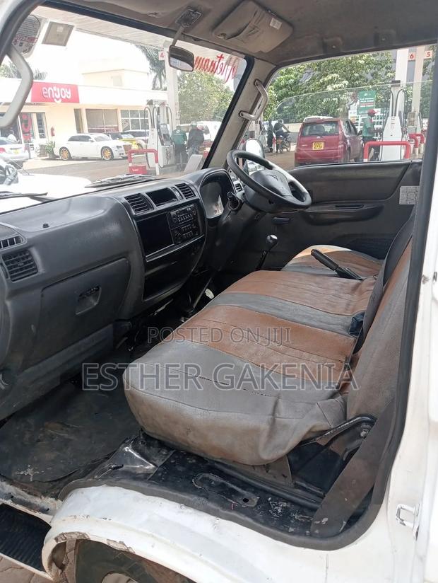 Mitsubishi L300 2006 White - thumbnail 8