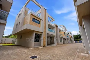 6bdrm Townhouse/Terrace in Maziwa for sale