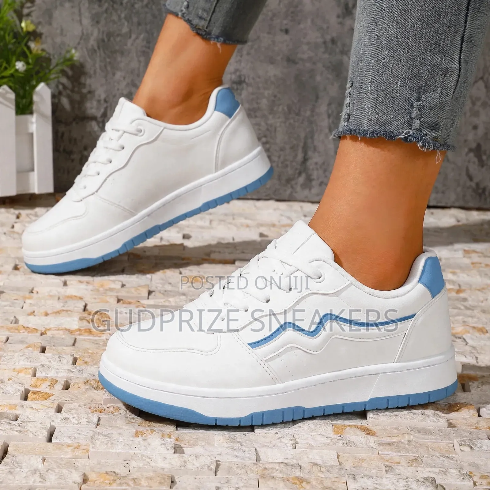 Stay Real Sneakers